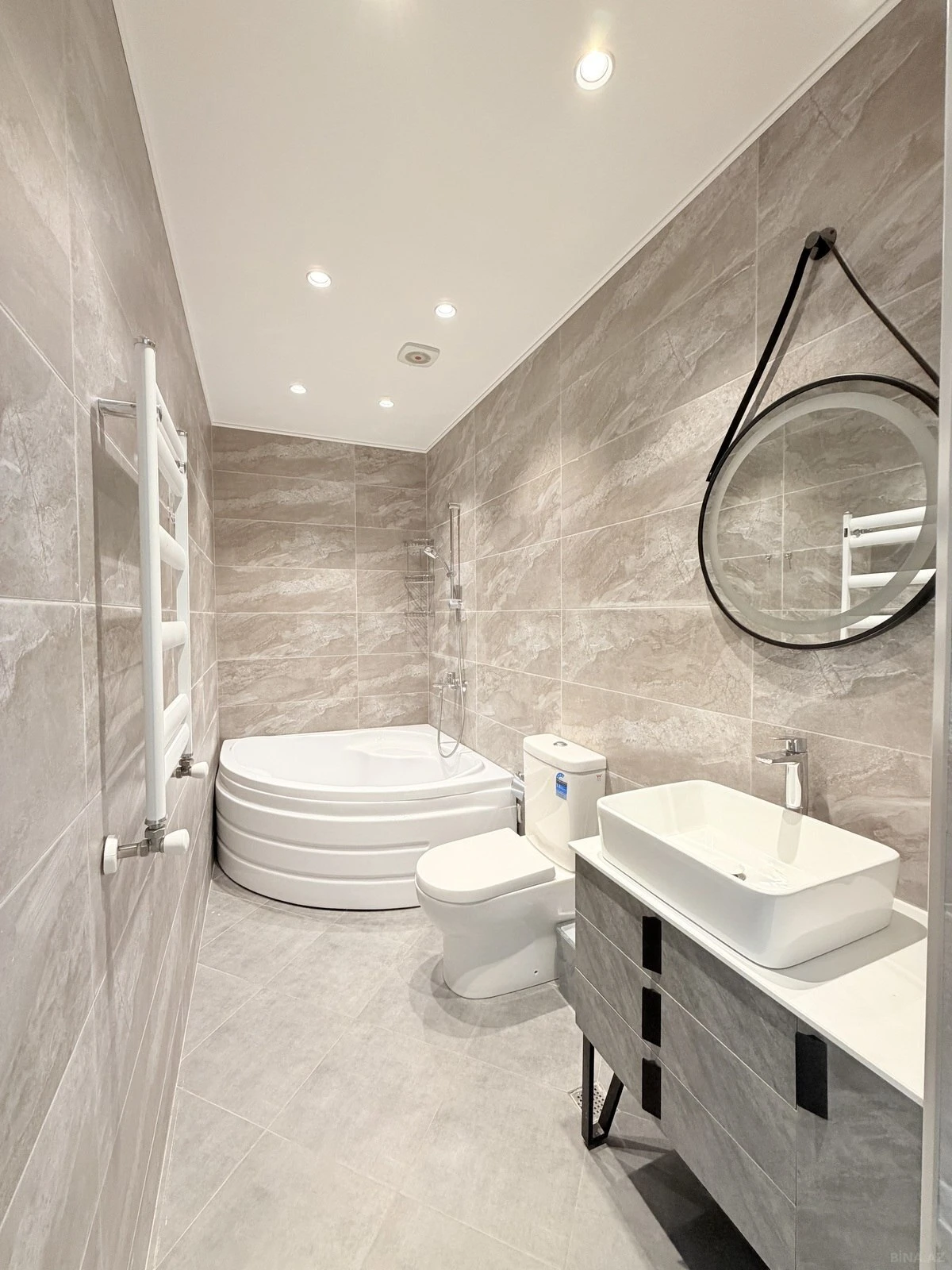 Kirayə verilir 4 otaqlı həyət evi 220 m²