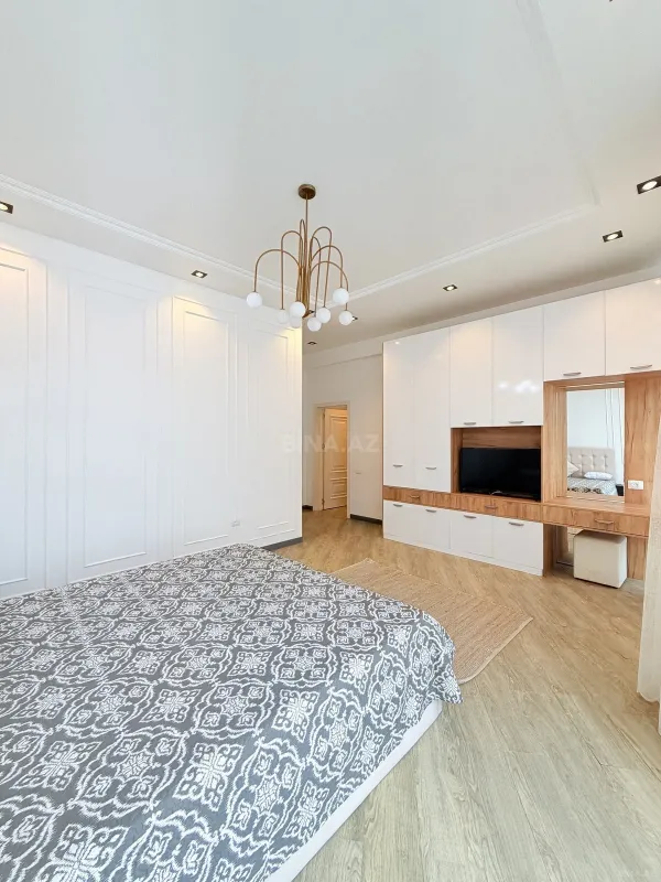 Kirayə verilir 4 otaqlı həyət evi 220 m²