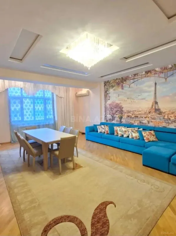Satılır 3 otaqlı mənzil 128 m²
