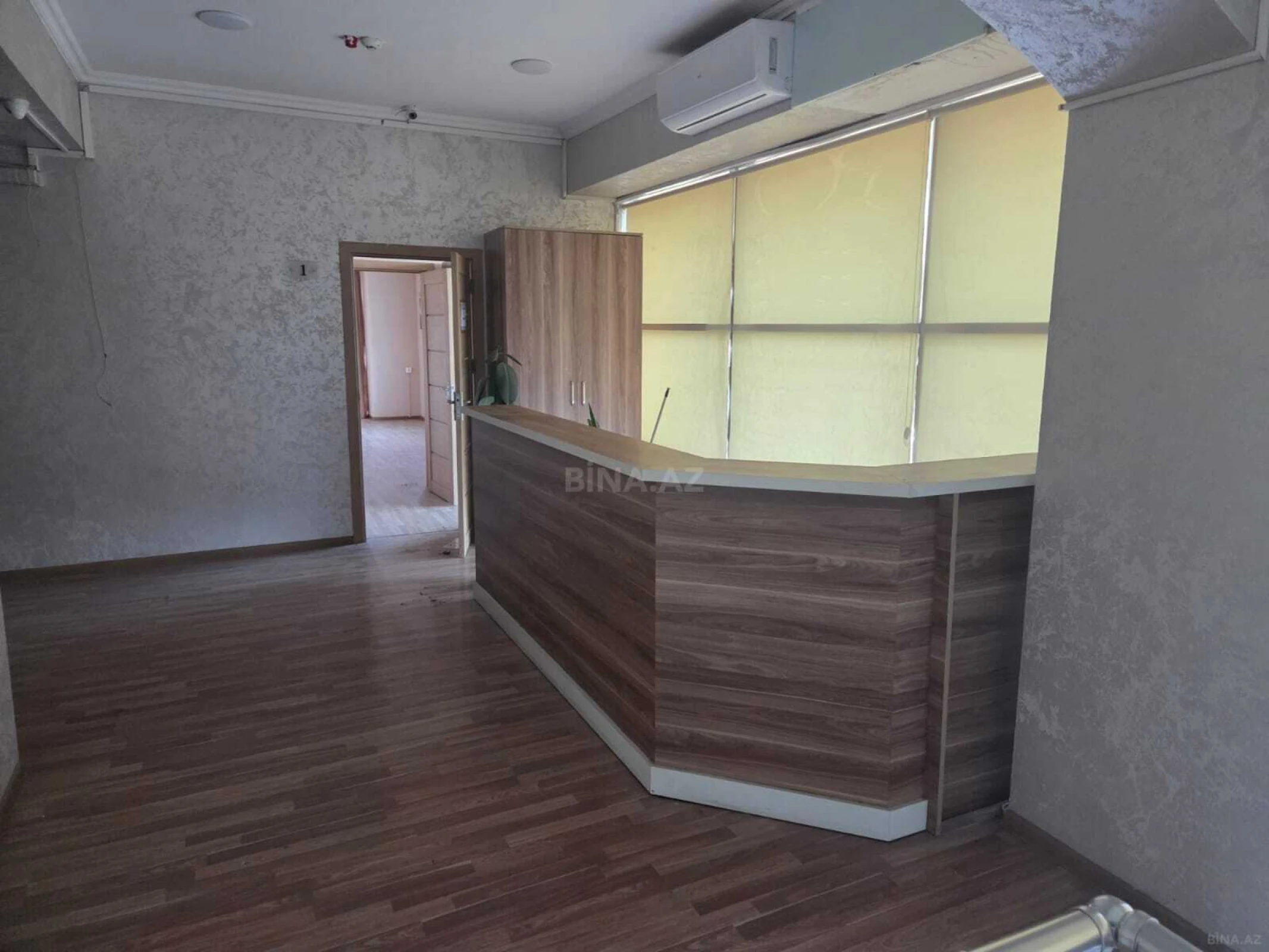 Kirayə verilir 11 otaqlı ofis 500 m²