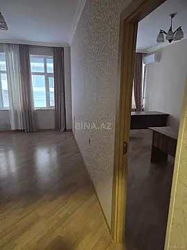 Kirayə verilir 11 otaqlı ofis 500 m²