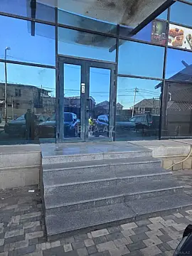 Kirayə verilir 11 otaqlı ofis 500 m² — Bakı, Memar Əcəmi yanı 11 otaq 500.00 m²