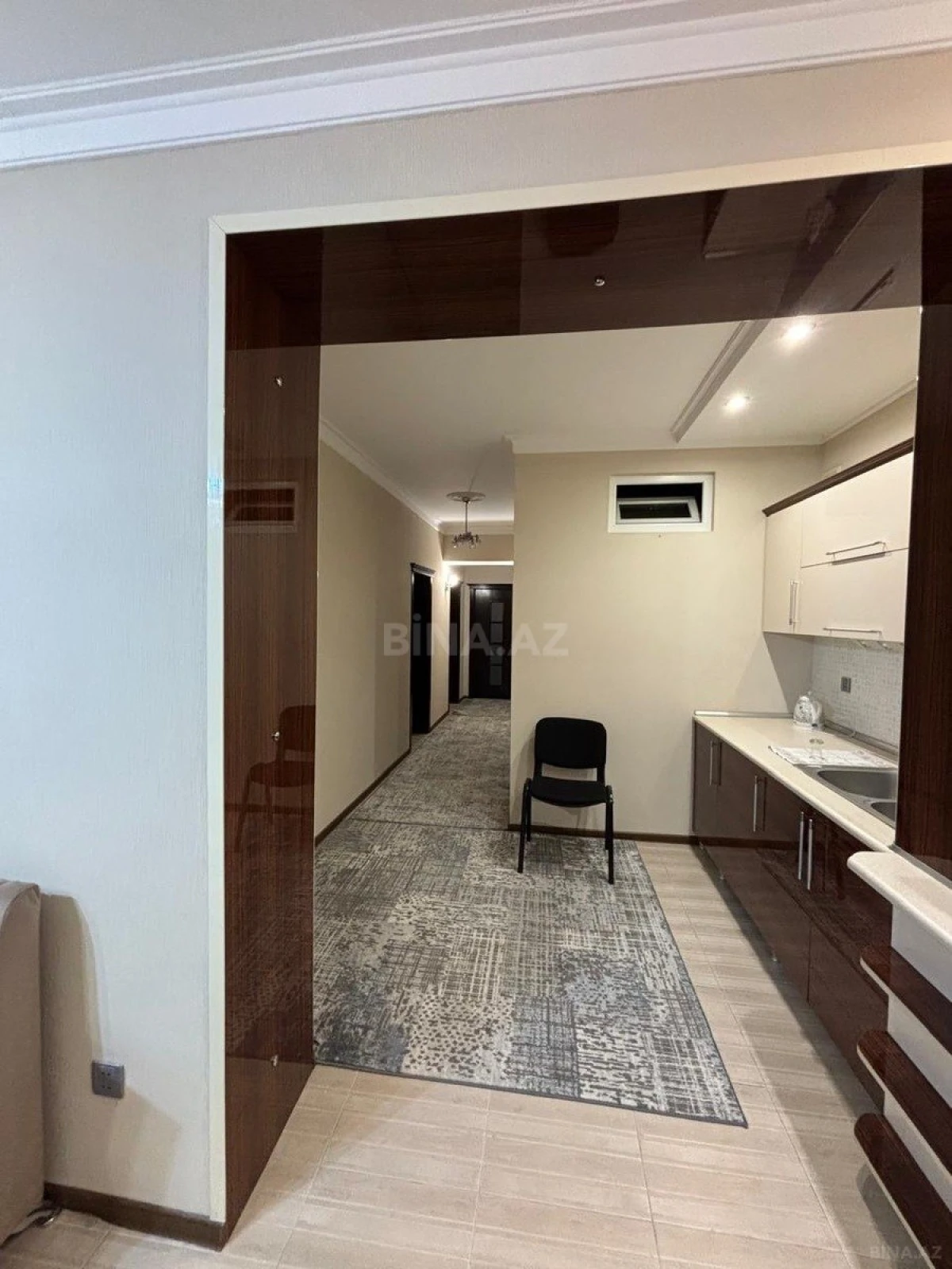 Kirayə verilir 3 otaqlı mənzil 110 m²