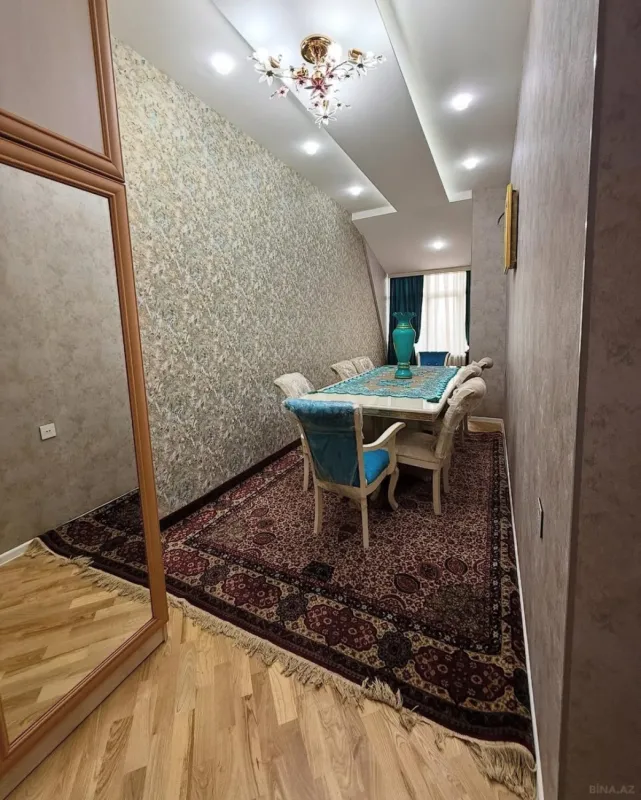 Satılır 2 otaqlı mənzil 83.1 m²