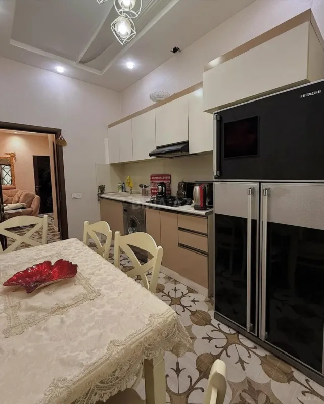 Satılır 2 otaqlı mənzil 83.1 m²