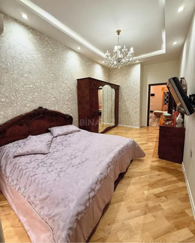 Satılır 2 otaqlı mənzil 83.1 m²