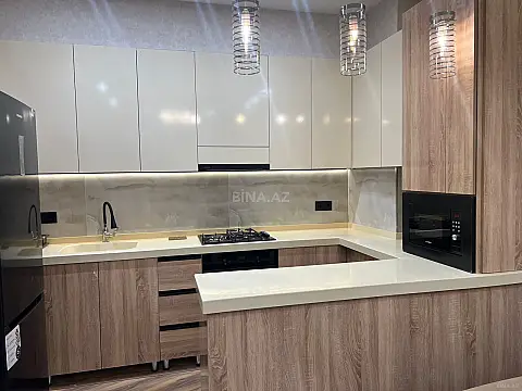 Kirayə verilir 2 otaqlı mənzil 70 m²