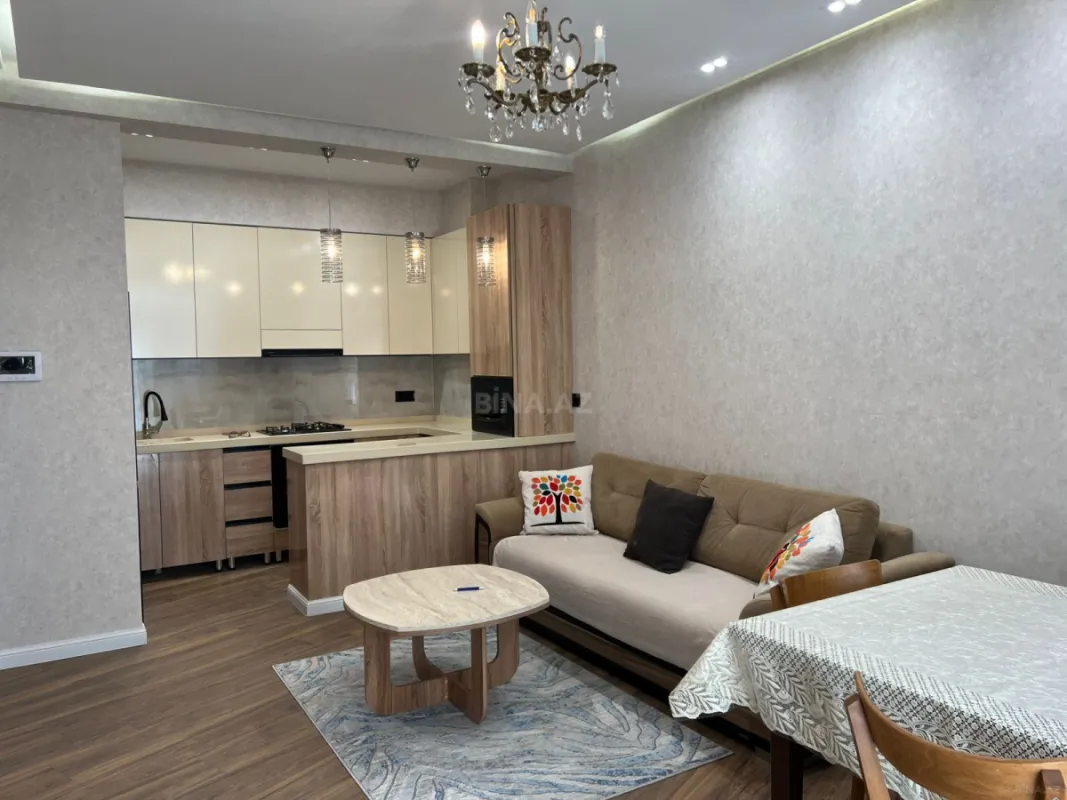 Kirayə verilir 2 otaqlı mənzil 70 m²