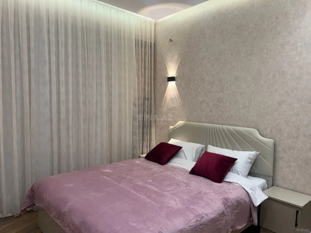 Kirayə verilir 2 otaqlı mənzil 70 m²