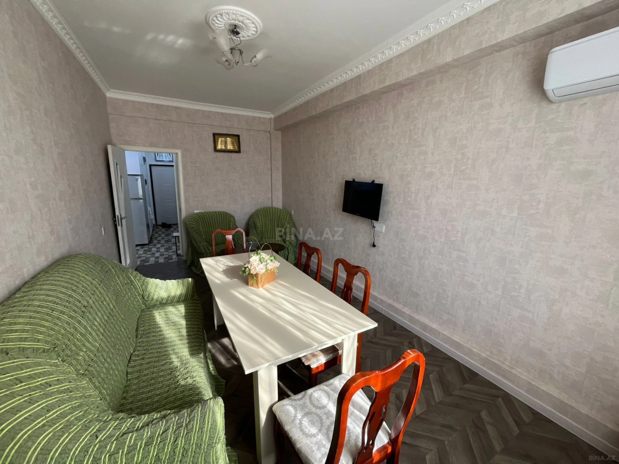 Kirayə verilir 2 otaqlı mənzil 55 m²