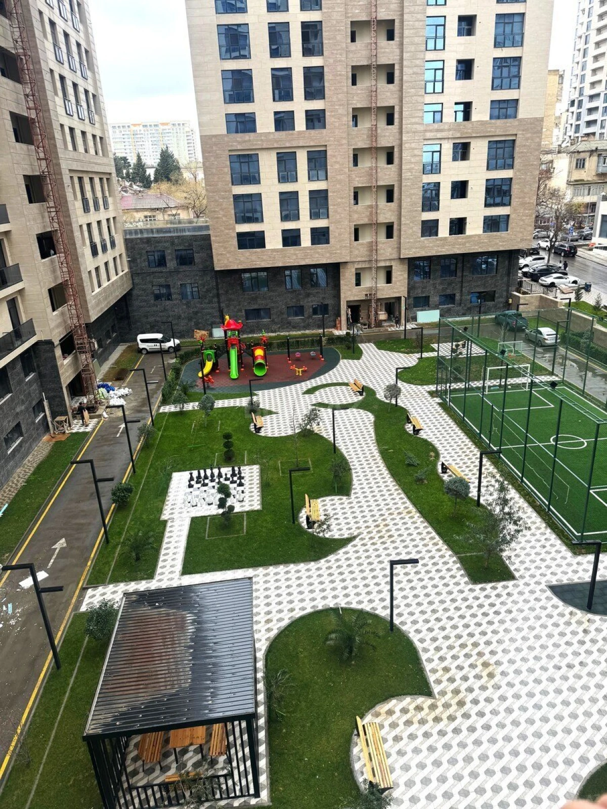 Satılır 3 otaqlı mənzil 125 m²