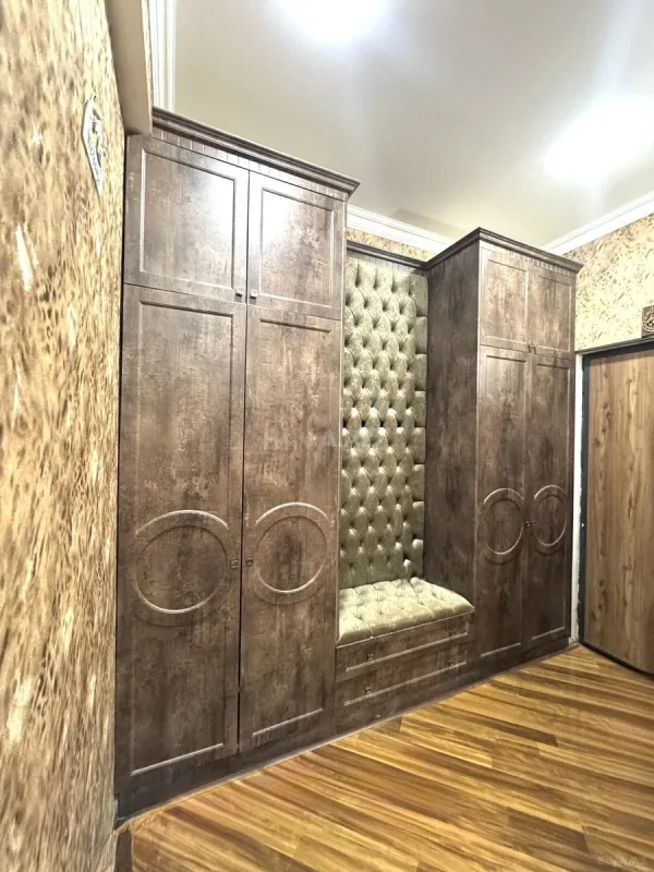 Satılır 3 otaqlı mənzil 125 m²