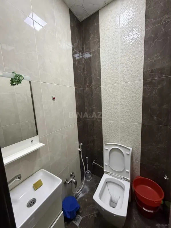 Kirayə verilir 4 otaqlı mənzil 135 m²