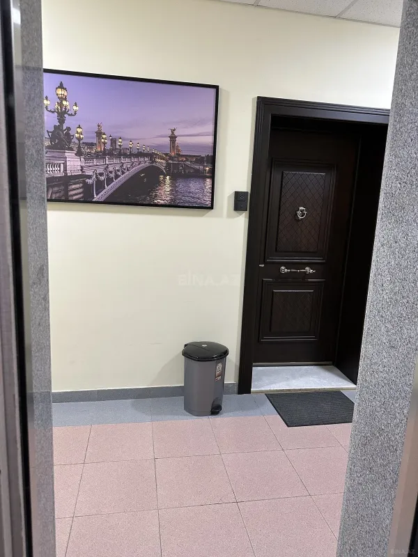 Satılır 3 otaqlı mənzil 112 m²