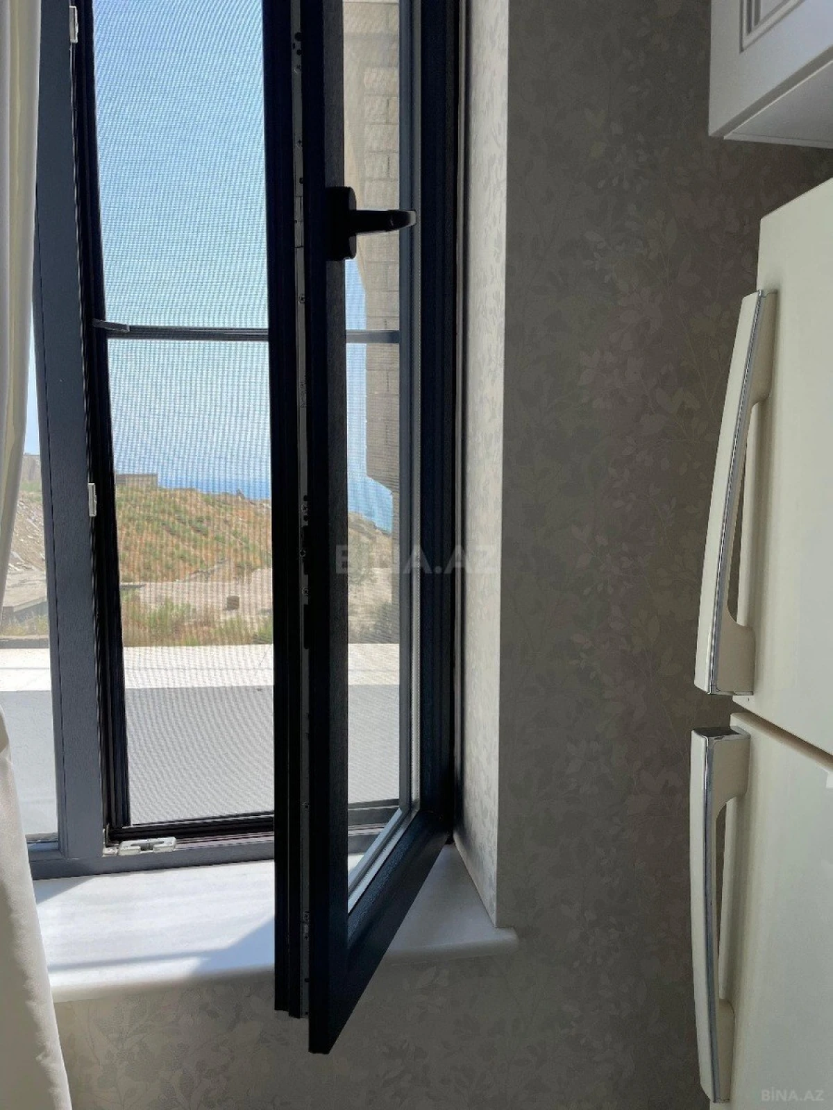 Satılır 6 otaqlı həyət evi 400 m²