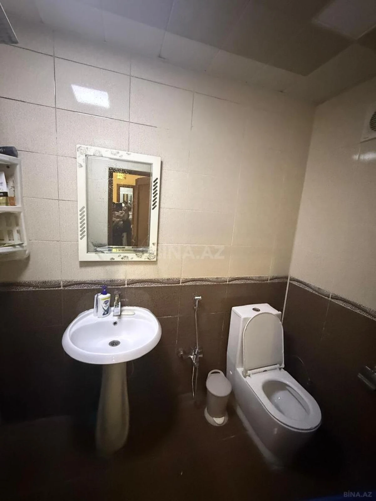 Satılır 6 otaqlı həyət evi 190 m²