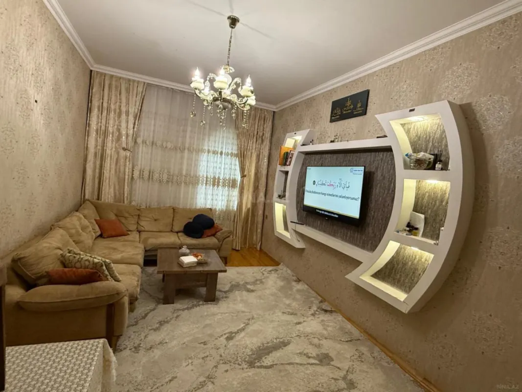 Satılır 6 otaqlı həyət evi 190 m²