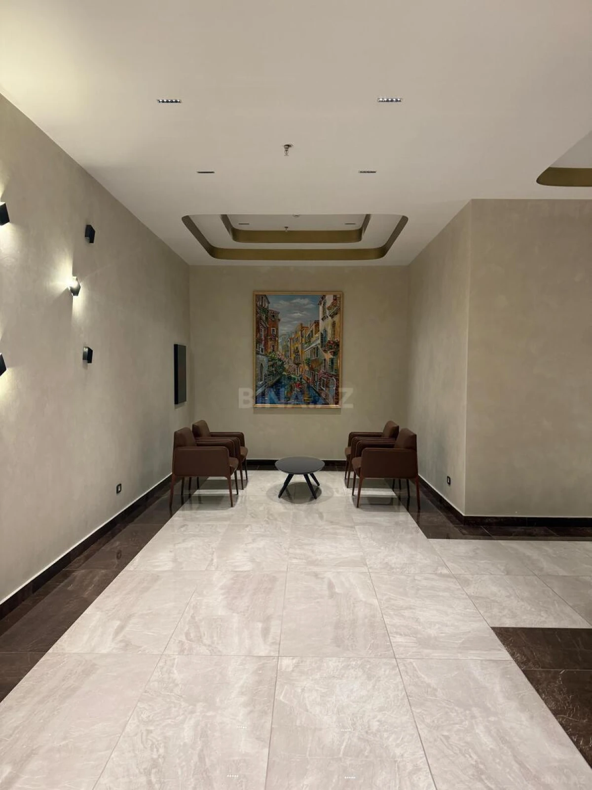 Kirayə verilir 3 otaqlı mənzil 160 m²