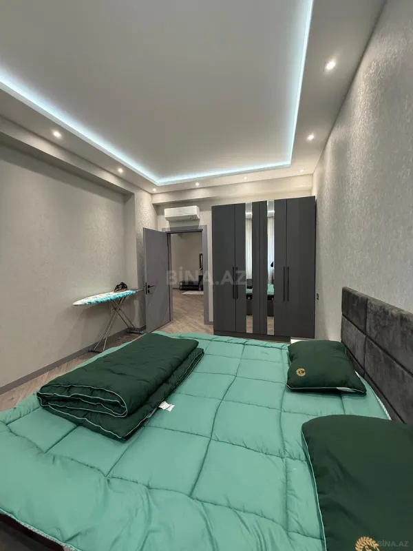 Kirayə verilir 3 otaqlı mənzil 160 m²