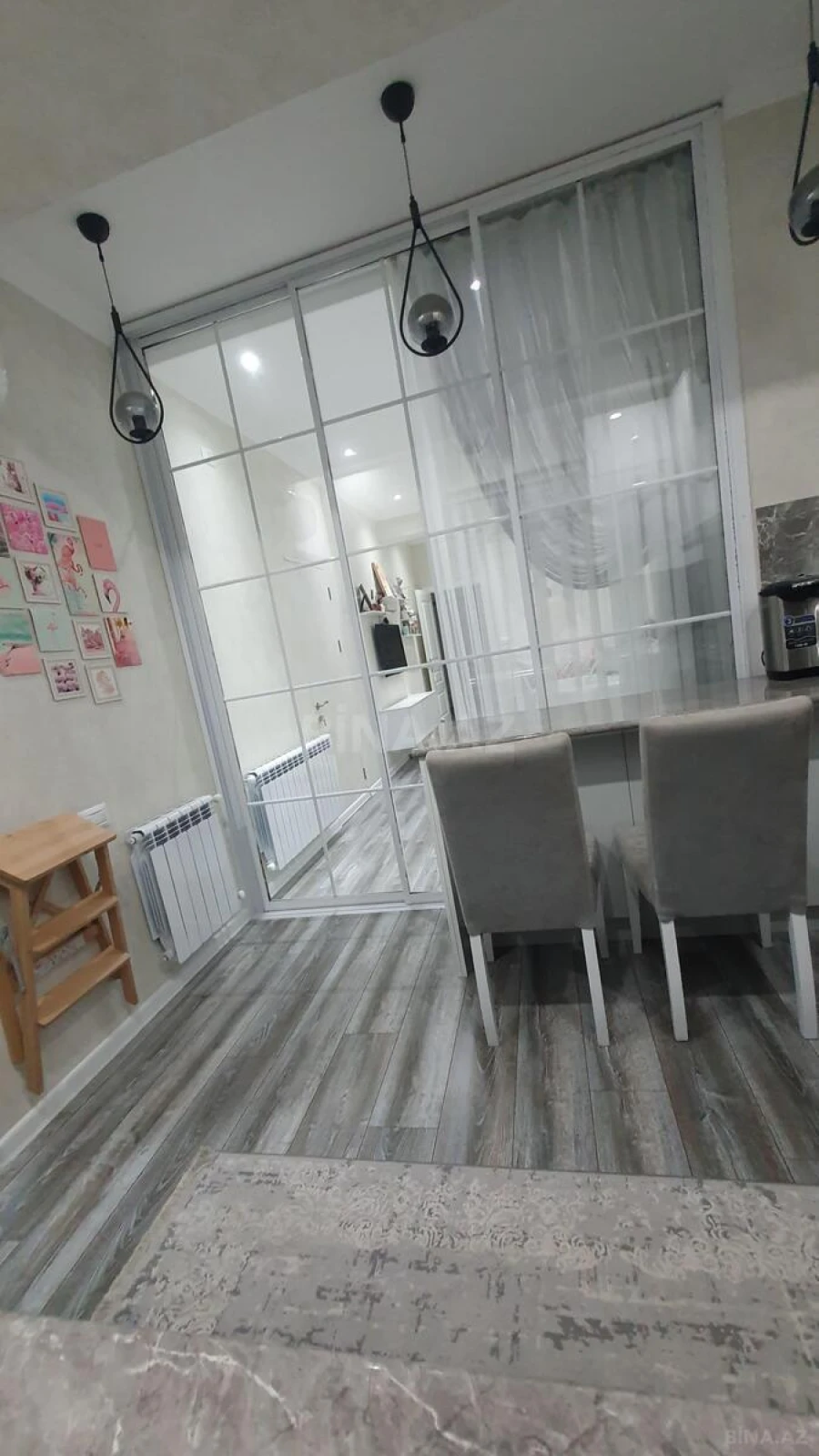 Kirayə verilir 2 otaqlı mənzil 65 m²