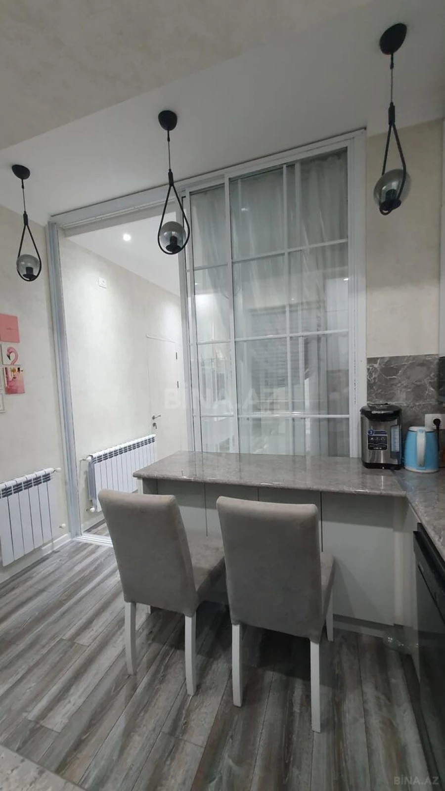 Kirayə verilir 2 otaqlı mənzil 65 m²