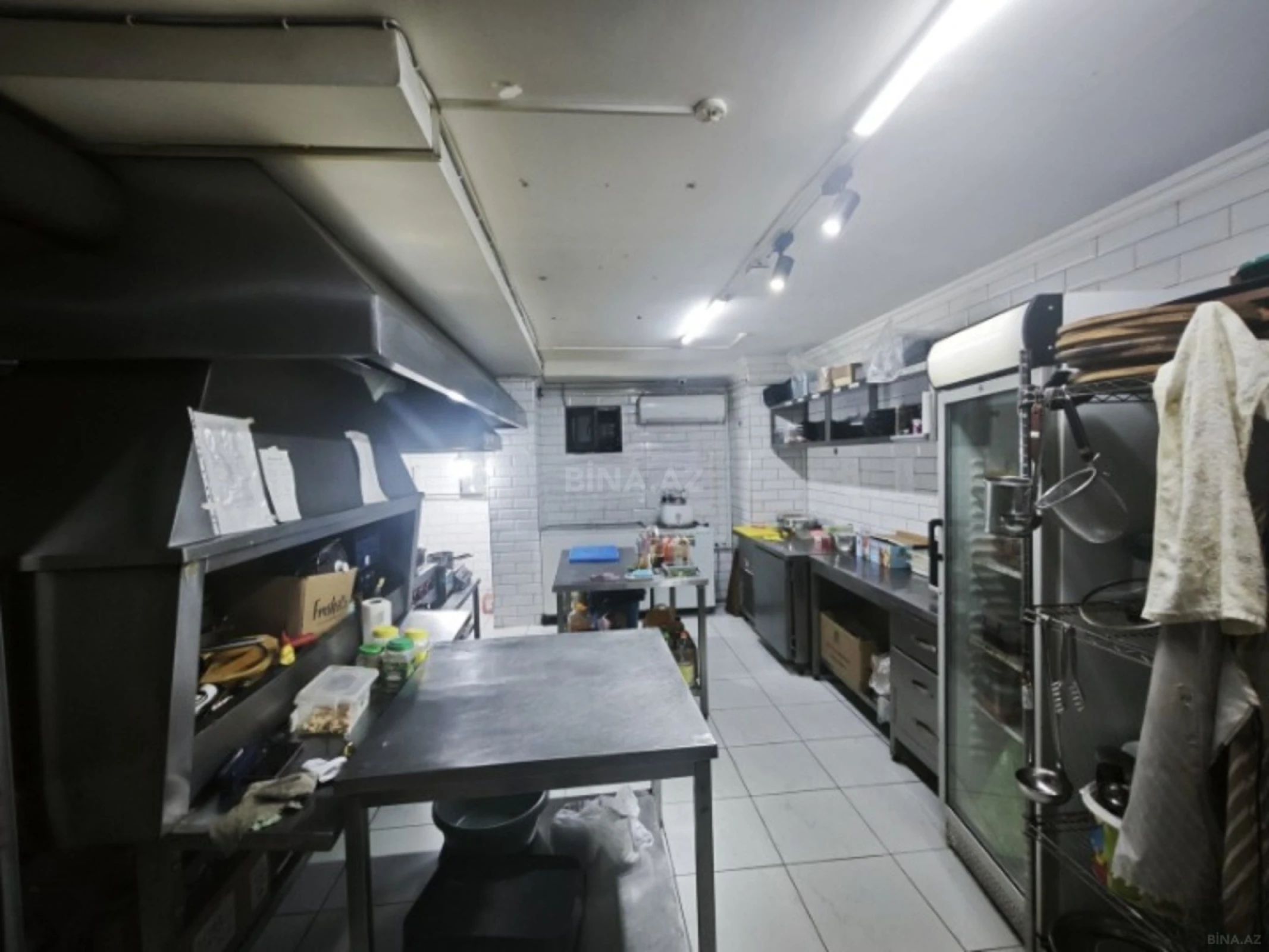 Kirayə verilir obyekt 150 m²