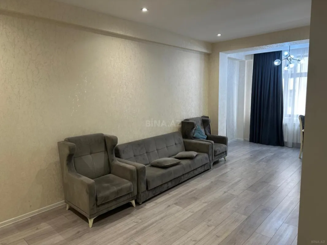 Kirayə verilir 2 otaqlı mənzil 110 m²