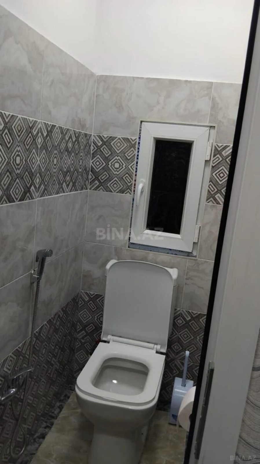 Kirayə verilir 2 otaqlı mənzil 65 m²