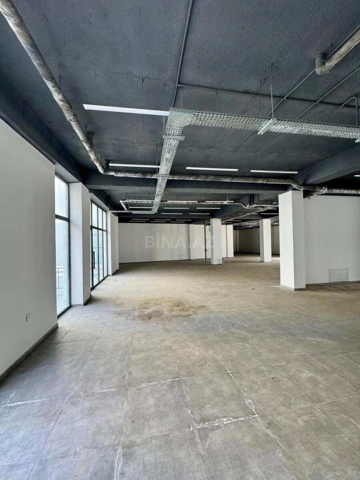 Kirayə verilir obyekt 500 m²