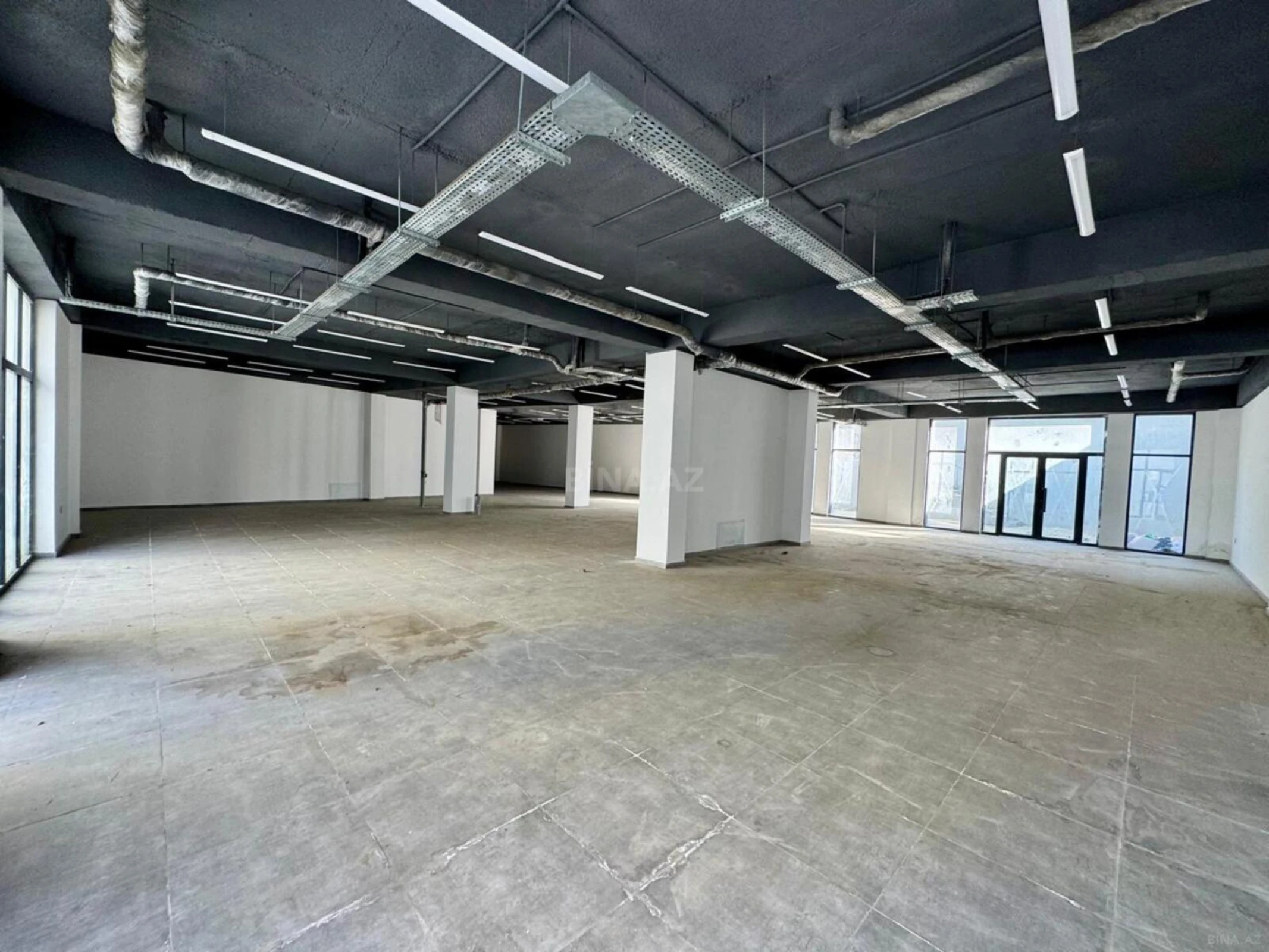 Kirayə verilir obyekt 500 m²