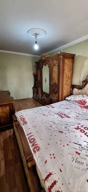 Satılır 2 otaqlı mənzil 60 m²