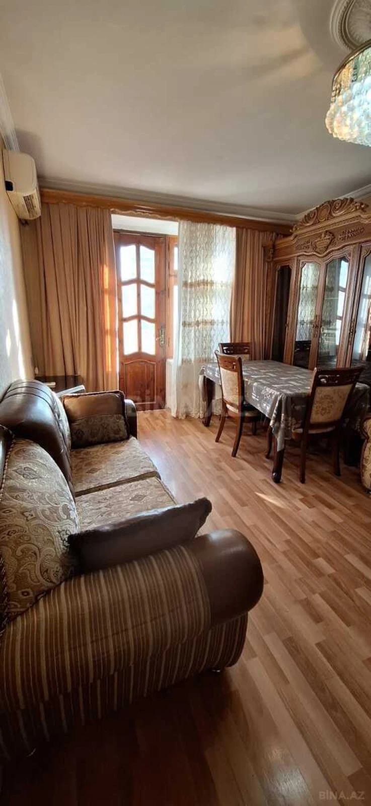 Satılır 2 otaqlı mənzil 60 m²