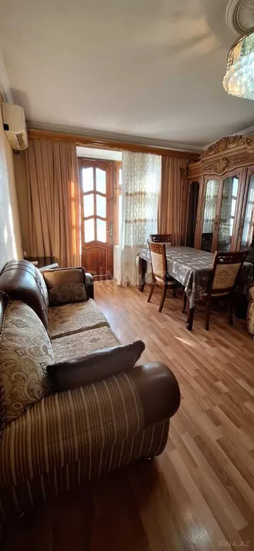 Satılır 2 otaqlı mənzil 60 m²