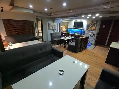 Satılır obyekt 266 m²