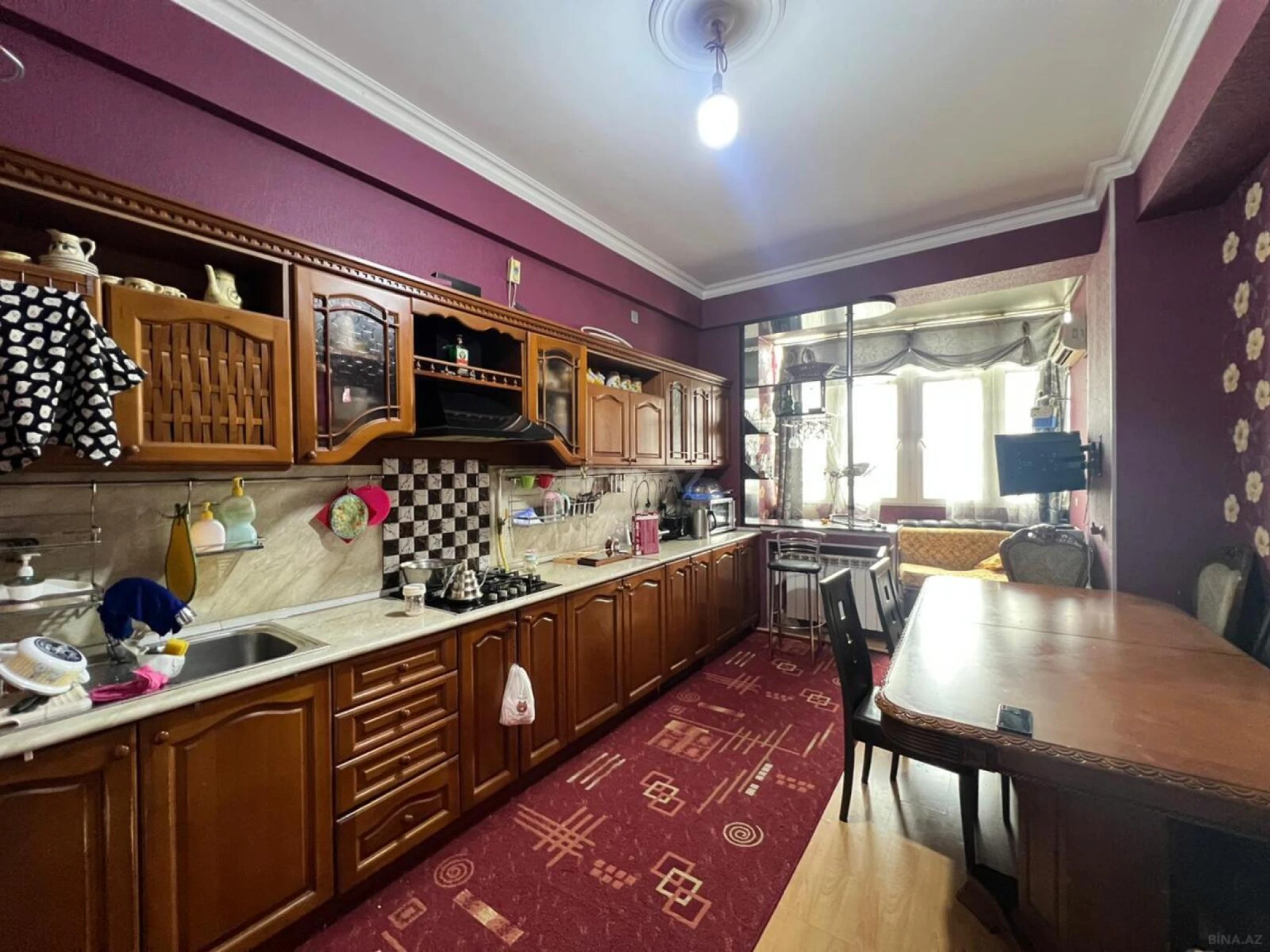 Satılır 3 otaqlı mənzil 150 m²