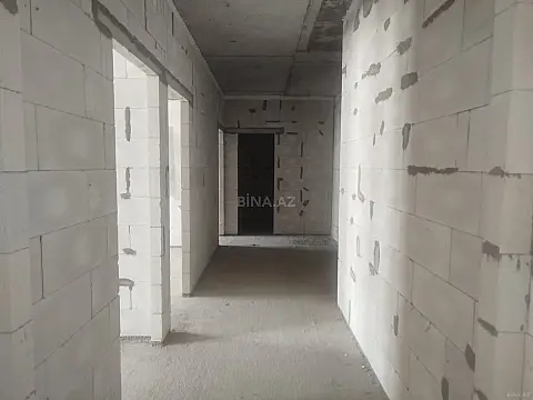 Satılır 2 otaqlı mənzil 104 m²