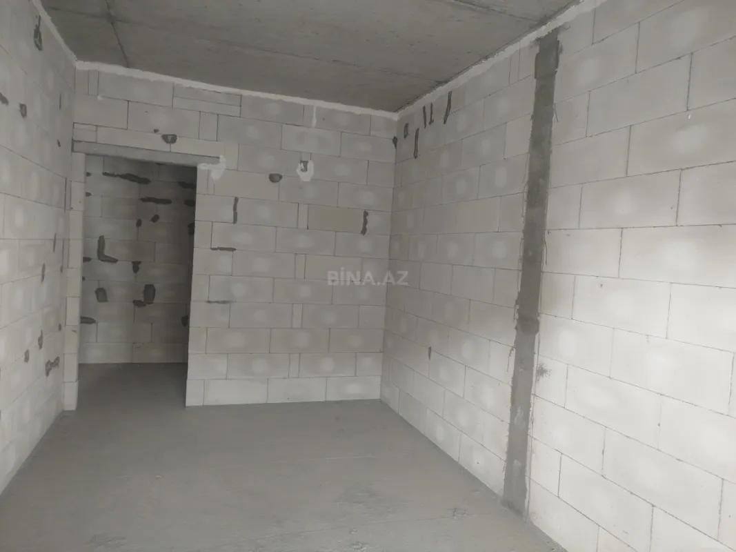 Satılır 2 otaqlı mənzil 104 m²