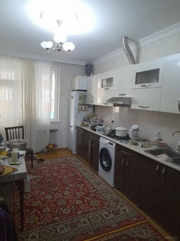 Satılır 3 otaqlı mənzil 127 m²