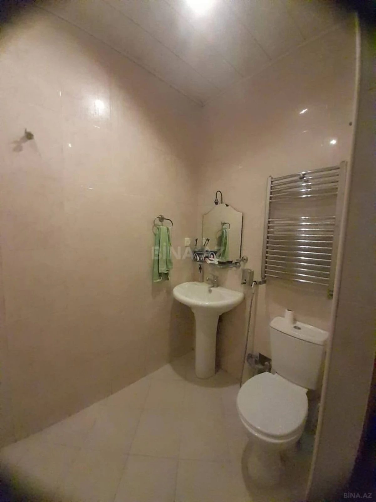 Satılır 3 otaqlı mənzil 127 m²