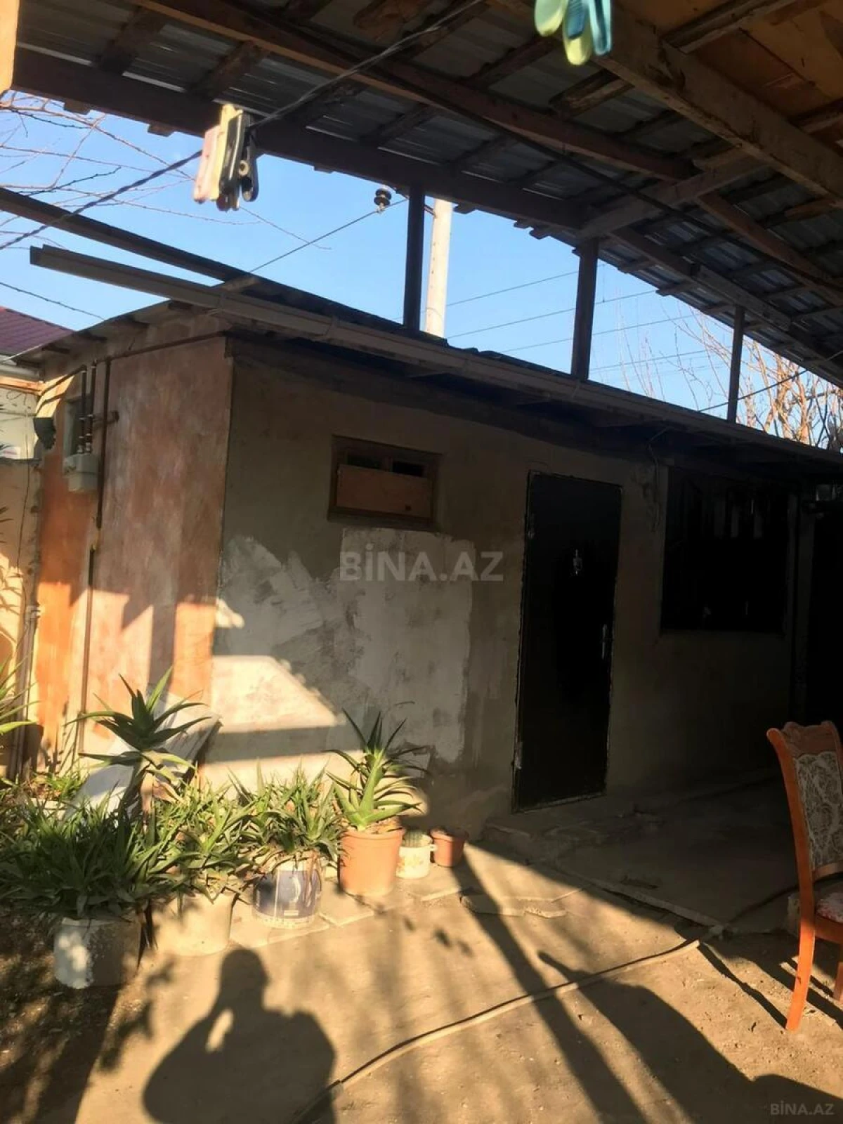 Satılır 8 otaqlı həyət evi 200 m²