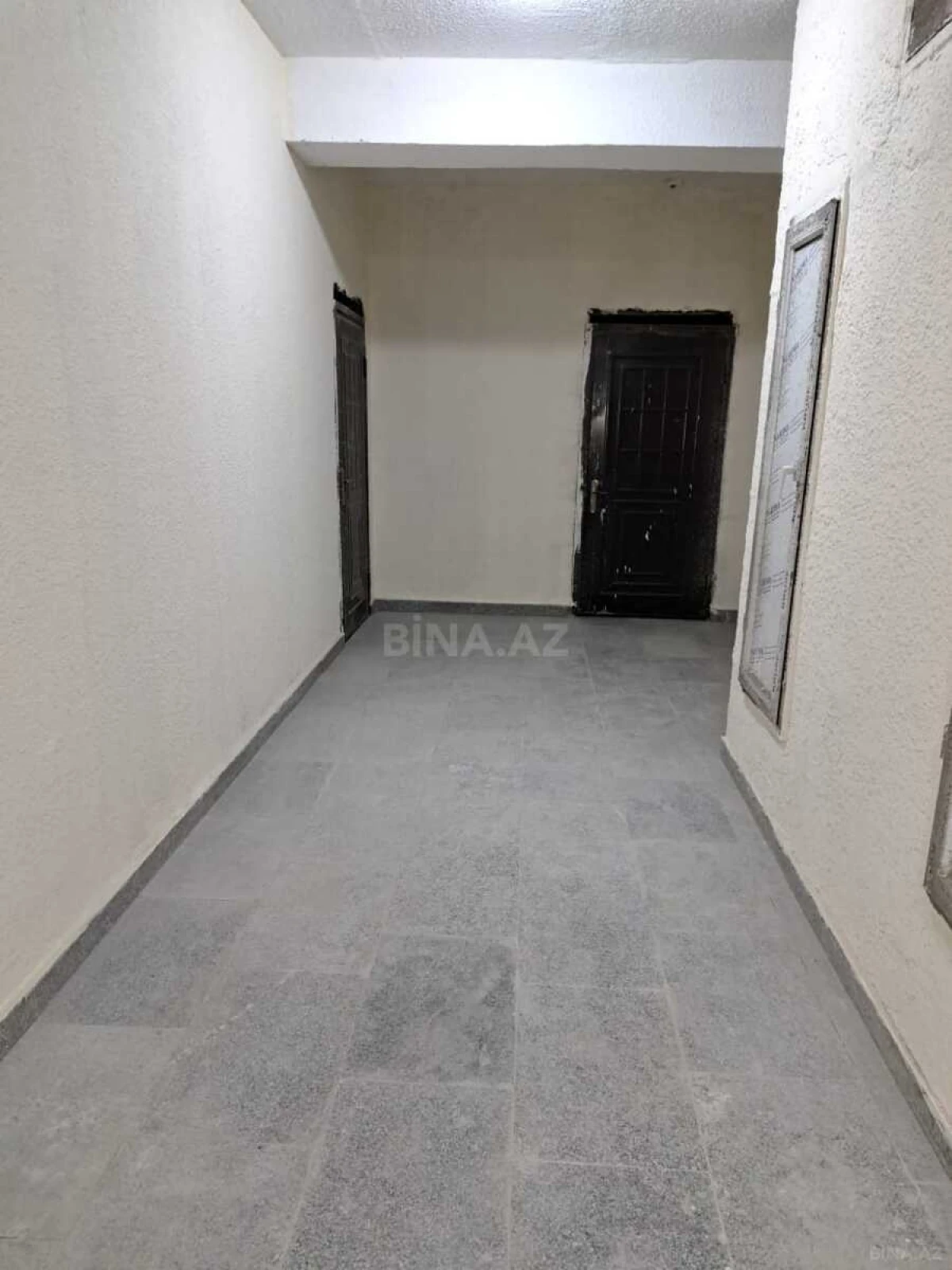 Satılır 3 otaqlı mənzil 110 m²