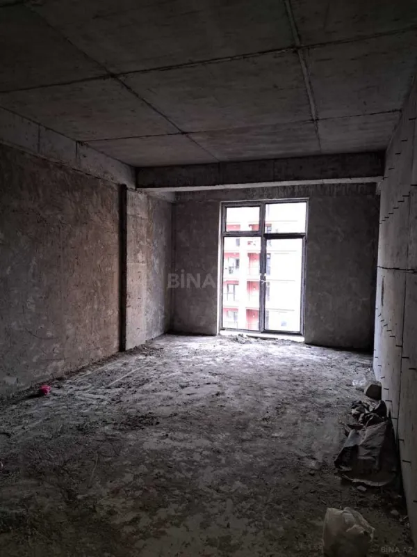 Satılır 3 otaqlı mənzil 110 m²