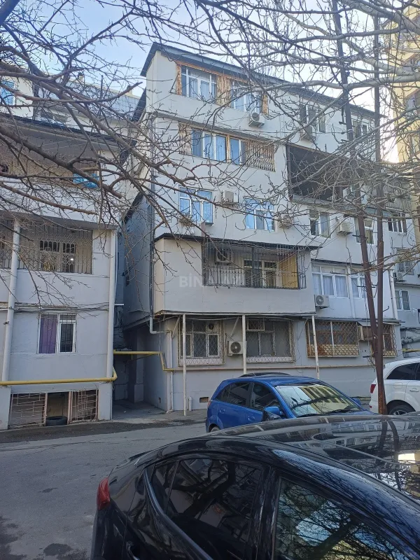 Satılır 2 otaqlı mənzil 44 m²