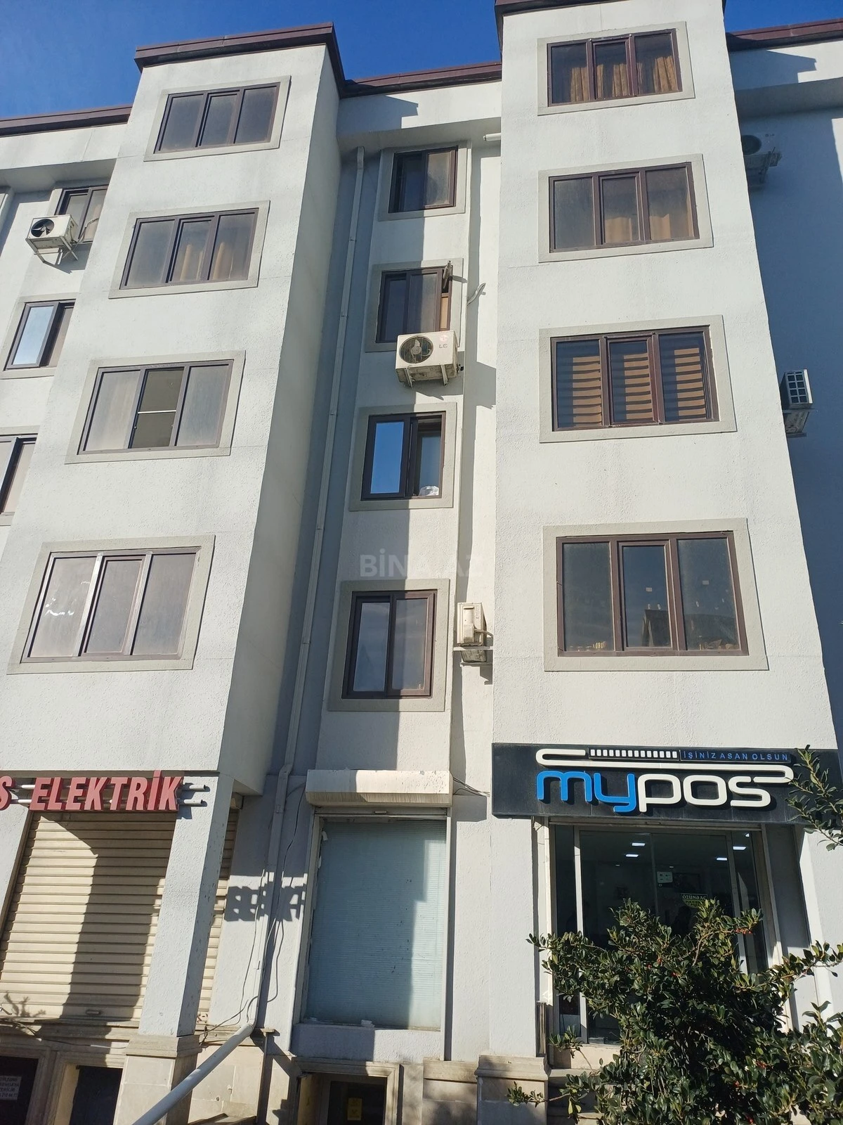 Satılır 2 otaqlı mənzil 44 m²