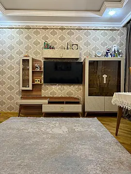 Satılır 2 otaqlı mənzil 83 m²