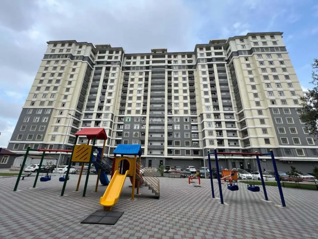 Satılır 3 otaqlı mənzil 148 m²