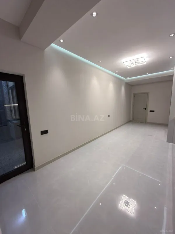 Satılır 3 otaqlı mənzil 148 m²