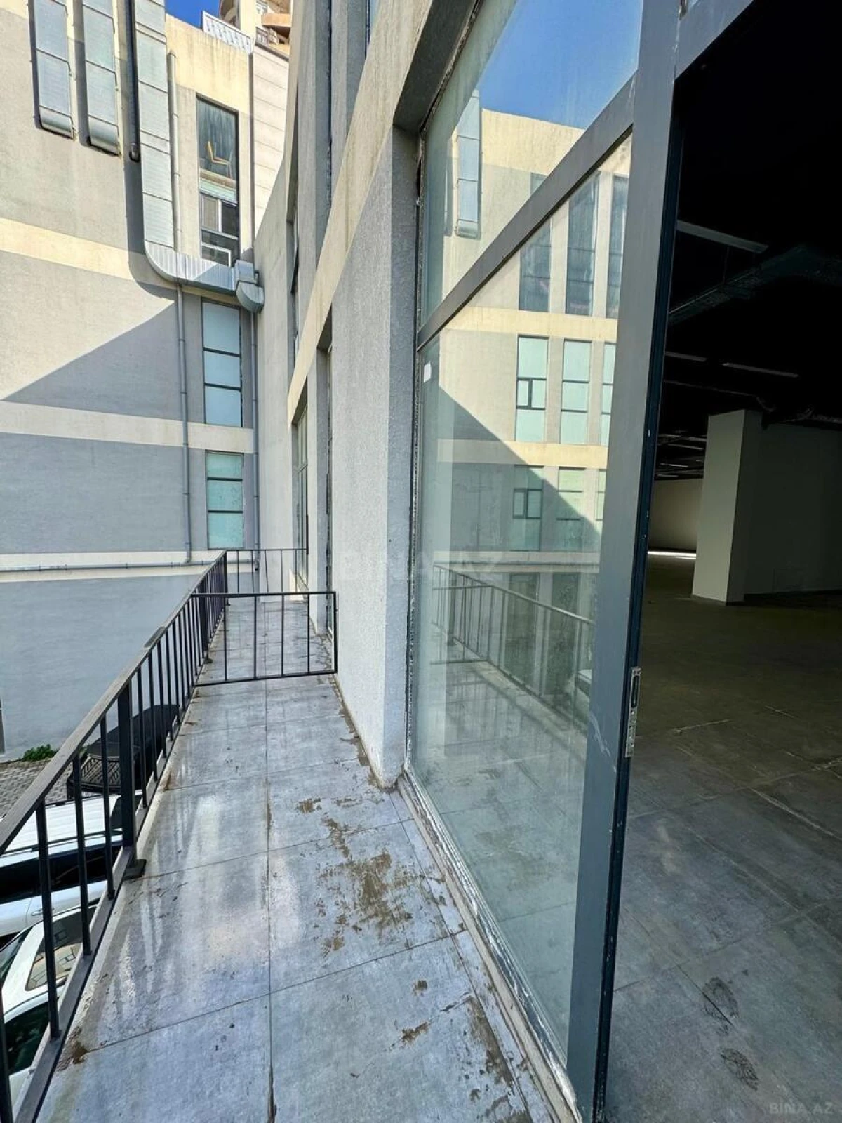 Satılır obyekt 500 m²