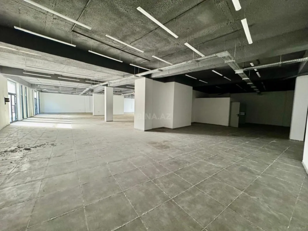 Satılır obyekt 500 m²