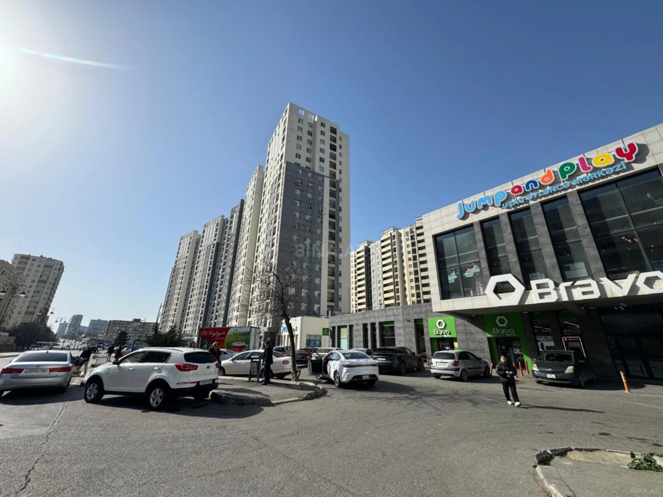 Satılır obyekt 500 m²